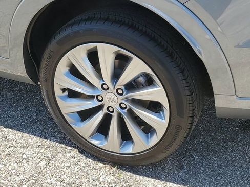 Certified 2025 Buick Envista Sport Touring FWD image 31