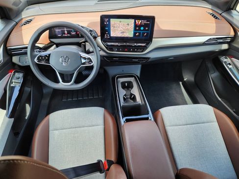 Certified 2023 Volkswagen ID.4 Pro AWD/4WD image 24