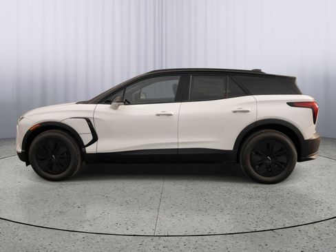New 2026 Chevrolet Blazer EV LT AWD/4WD image 4