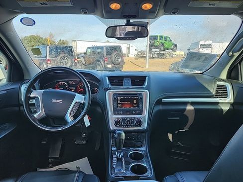 Used 2017 GMC Acadia Limited SLT image 3