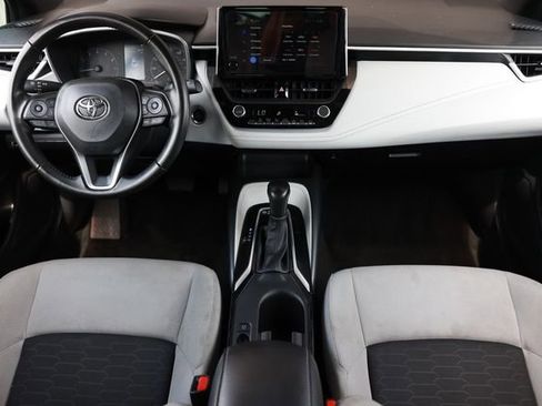 Used 2024 Toyota Corolla SE FWD image 2