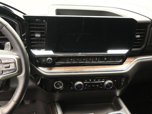 Used 2023 Chevrolet Silverado 1500 LT image 13