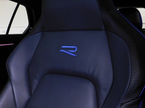 Used 2025 Volkswagen Golf image 40