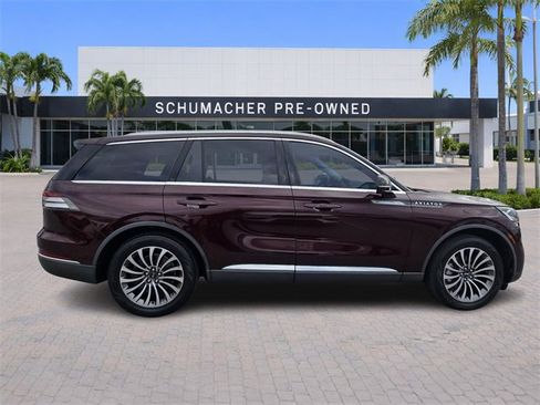 Used 2020 Lincoln Aviator Reserve w/ Equipment Group 201A image 8