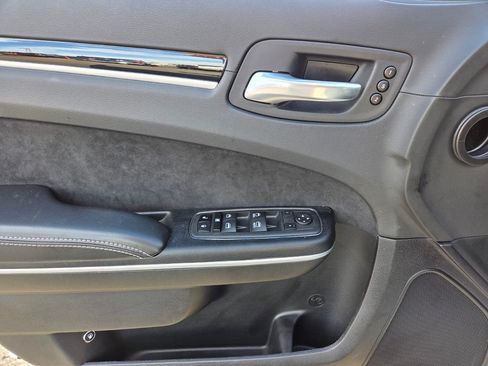 Used 2023 Chrysler 300 C RWD image 24