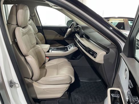 Used 2021 Lincoln Aviator Reserve w/ Equipment Group 202A AWD/4WD image 22