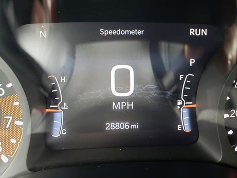 Used 2024 Jeep Compass Latitude image 23