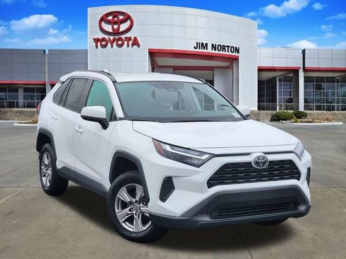 Used 2024 Toyota RAV4 XLE image 1