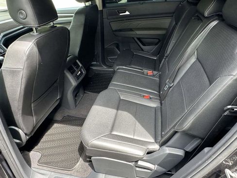 Used 2023 Volkswagen Atlas SE AWD/4WD image 14
