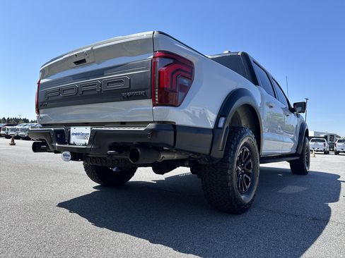 Used 2025 Ford F150 Raptor AWD/4WD image 10