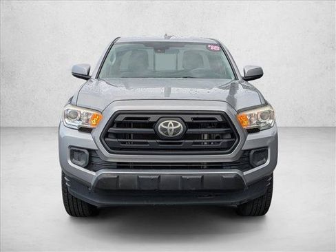 Used 2018 Toyota Tacoma SR w/ SR Convenience Package RWD image 2