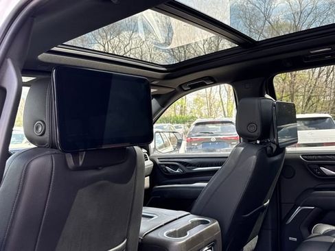 Used 2021 GMC Yukon XL Denali w/ Advanced Technology Package image 31