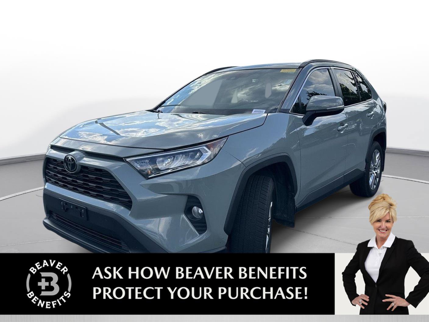 Used 2019 Toyota RAV4 XLE Premium FWD image 1