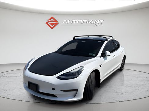 Used 2021 Tesla Model 3 Standard Range Plus RWD image 1