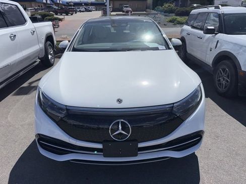 Used 2022 Mercedes-Benz EQS 450+ Sedan image 2
