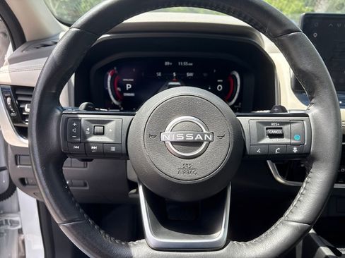 Certified 2024 Nissan Rogue SL w/ SL Premium Package FWD image 15