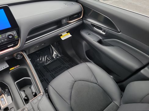 New 2026 Toyota Grand Highlander AWD Hybrid image 23