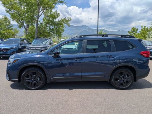 Used 2024 Subaru Ascent Onyx Edition image 7