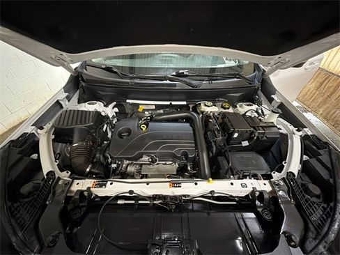 Used 2023 GMC Terrain SLE w/ Driver Convenience Package image 26