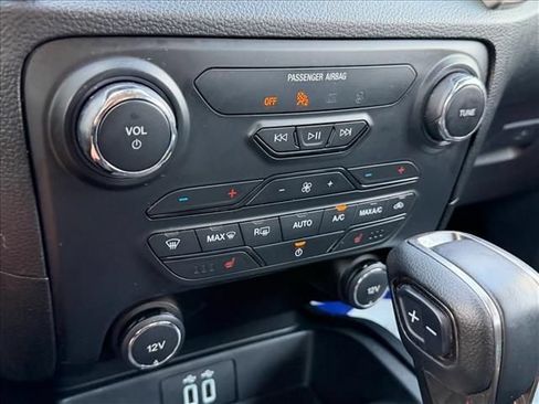 Used 2019 Ford Ranger XLT w/ Equipment Group 302A Luxury AWD/4WD image 22