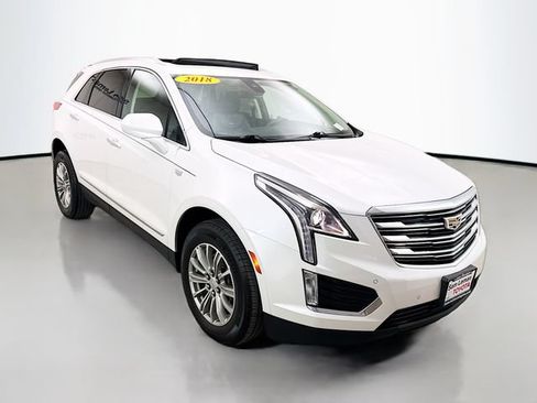 Used 2018 Cadillac XT5 Luxury w/ Driver Awareness Package FWD image 1