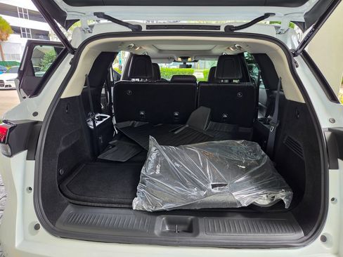 Used 2026 INFINITI QX60 Luxe w/ Cargo Package FWD image 22