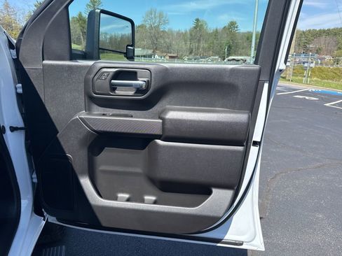 New 2026 Chevrolet Silverado 2500 Custom w/ Custom Value Package image 35