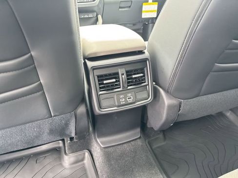 Certified 2026 Subaru Forester Premium AWD/4WD image 14