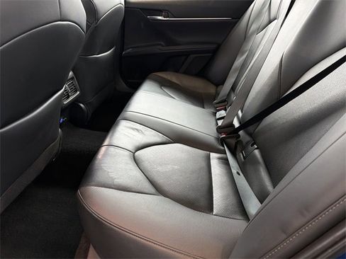 Used 2024 Toyota Camry XLE image 18