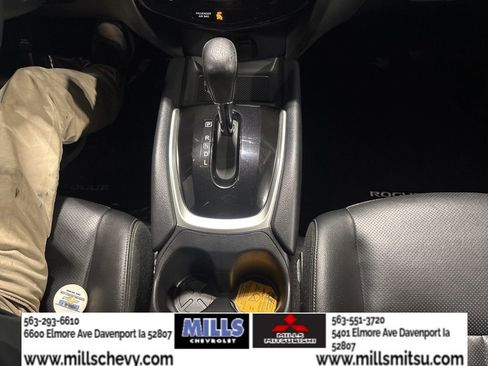 Used 2016 Nissan Rogue SL image 23