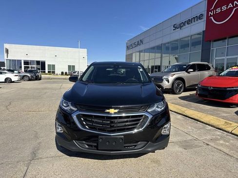 Used 2021 Chevrolet Equinox LT image 2