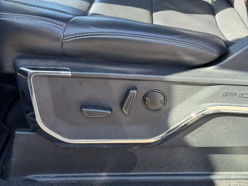 Used 2023 Ford F250 Lariat w/ Lariat Ultimate Package image 19