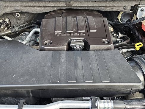 Used 2023 Chevrolet Silverado 1500 LT image 28