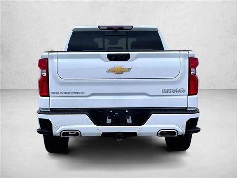 Used 2024 Chevrolet Silverado 1500 High Country image 4