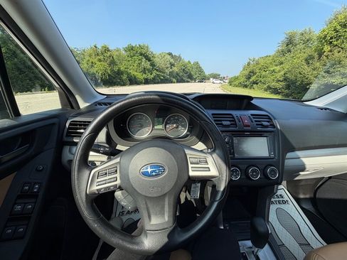 Used 2014 Subaru Forester 2.5i Premium AWD/4WD image 12