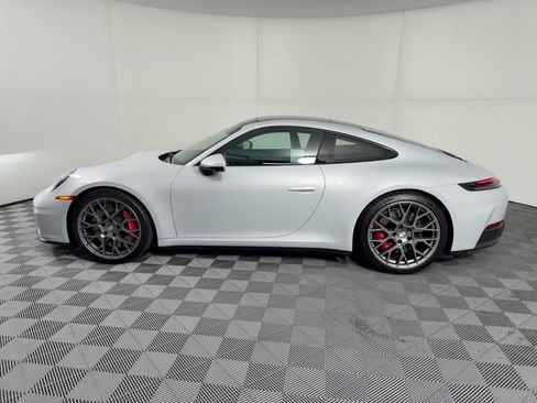 Certified 2026 Porsche 911 Carrera 4S AWD/4WD image 2