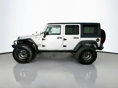 Used 2012 Jeep Wrangler Unlimited Sport AWD/4WD image 4