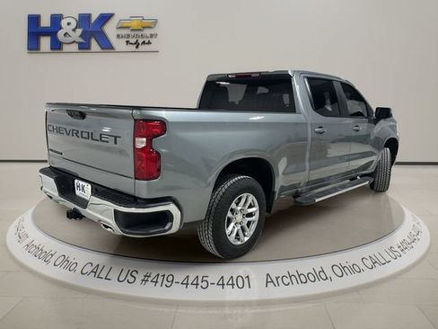 Used 2025 Chevrolet Silverado 1500 LT AWD/4WD image 6