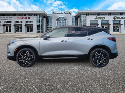 Used 2023 Chevrolet Blazer RS w/ Driver Confidence II Package image 5