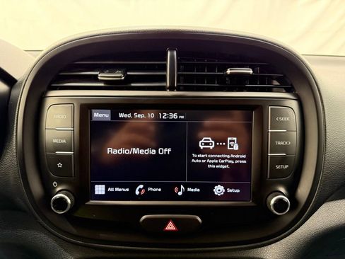 Used 2023 Kia Soul LX w/ LX Technology Package image 30