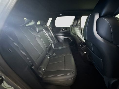 Used 2023 Cadillac Lyriq 2WD image 27