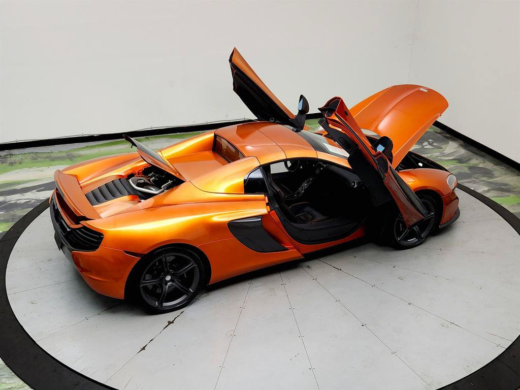 Used 2015 McLaren 650S Spider RWD image 37
