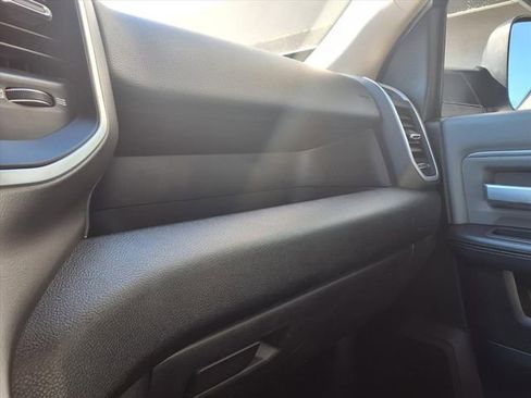 Used 2019 RAM 2500 Big Horn image 19