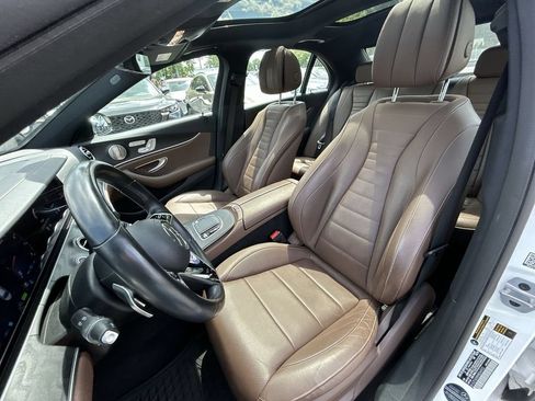 Used 2022 Mercedes-Benz E 450 4MATIC Sedan image 15
