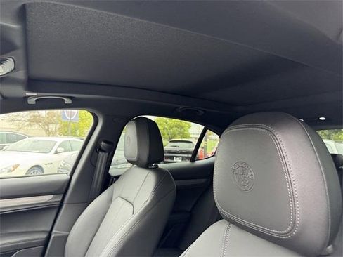 New 2025 Alfa Romeo Stelvio Sprint image 14