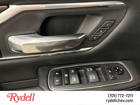 Used 2021 RAM 1500 Laramie AWD/4WD image 11