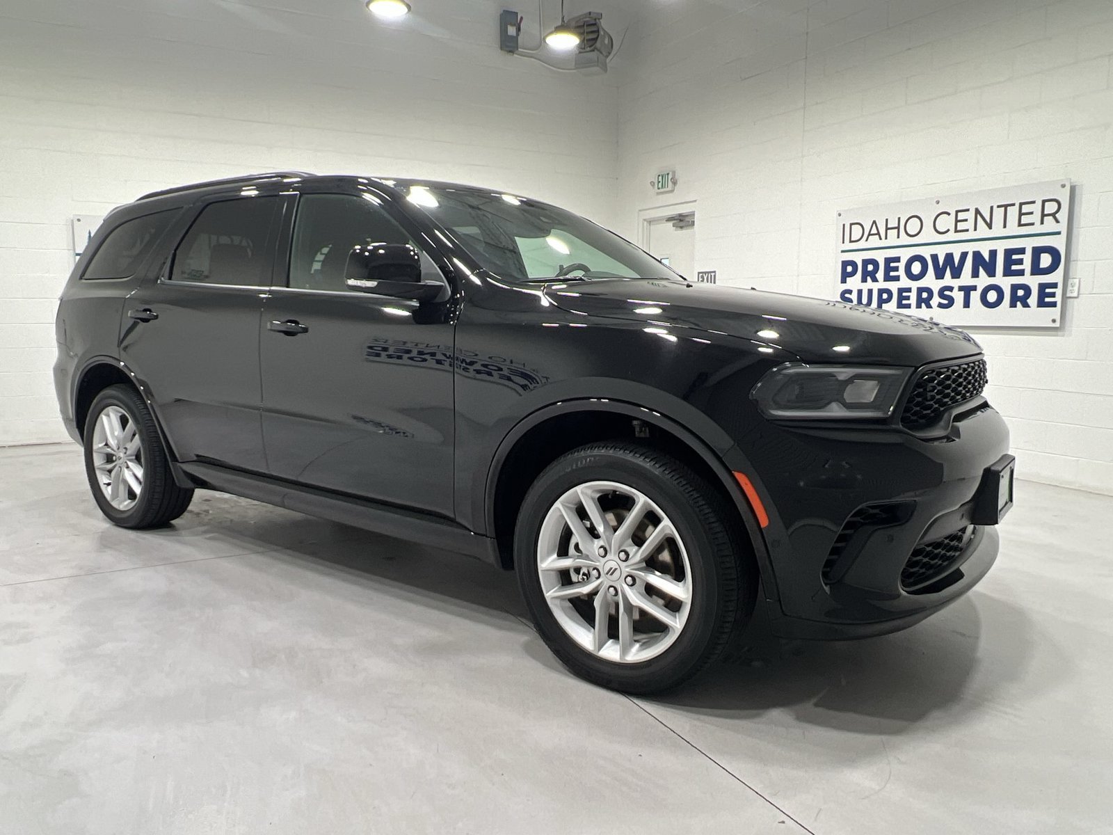 Used 2025 Dodge Durango GT AWD/4WD image 2