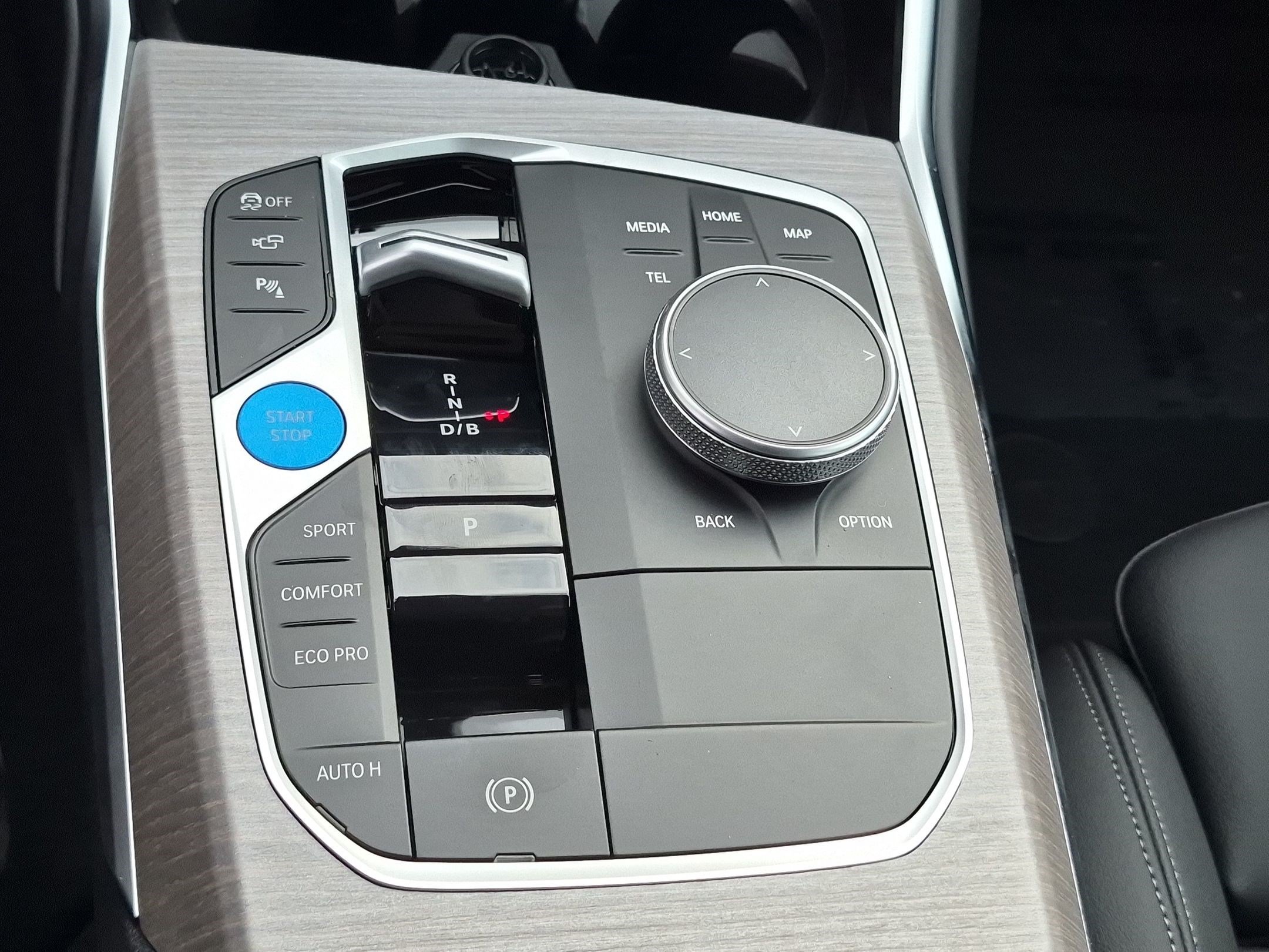 New 2026 BMW i4 eDrive40 w/ Premium Package RWD image 26