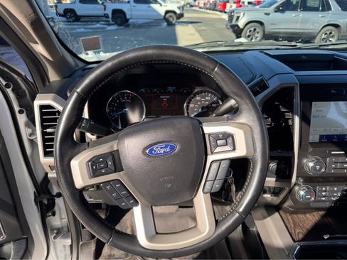 Used 2021 Ford F250 Lariat image 13