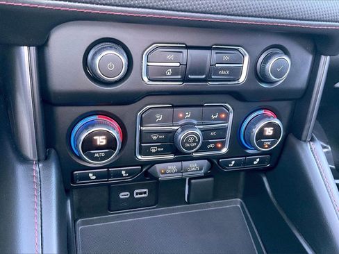 Used 2024 Chevrolet Tahoe RST w/ Luxury Package image 32